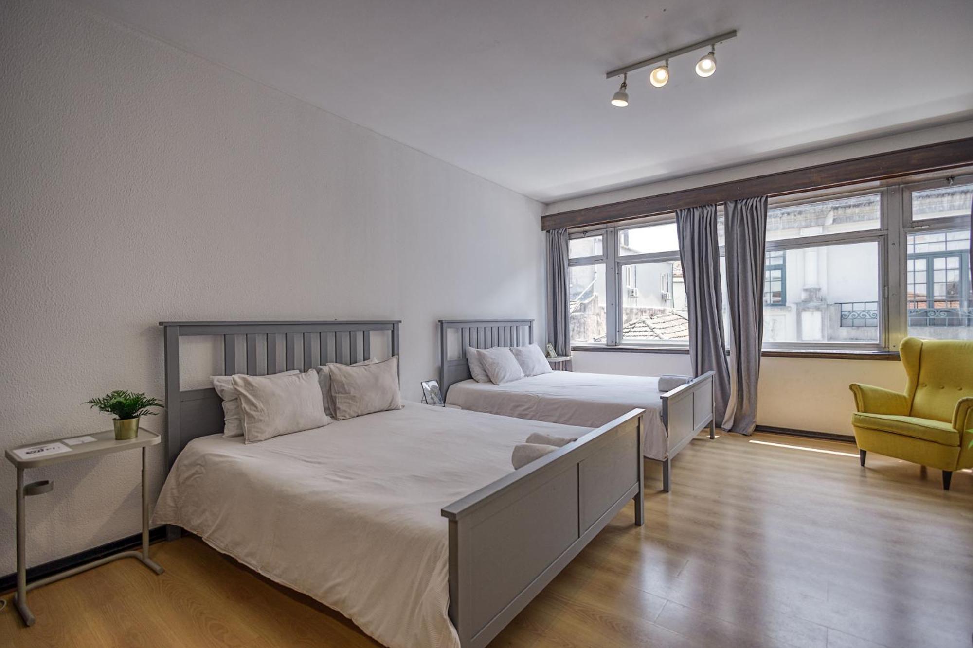 Travel & Live Aliados Apartment 波尔图 客房 照片